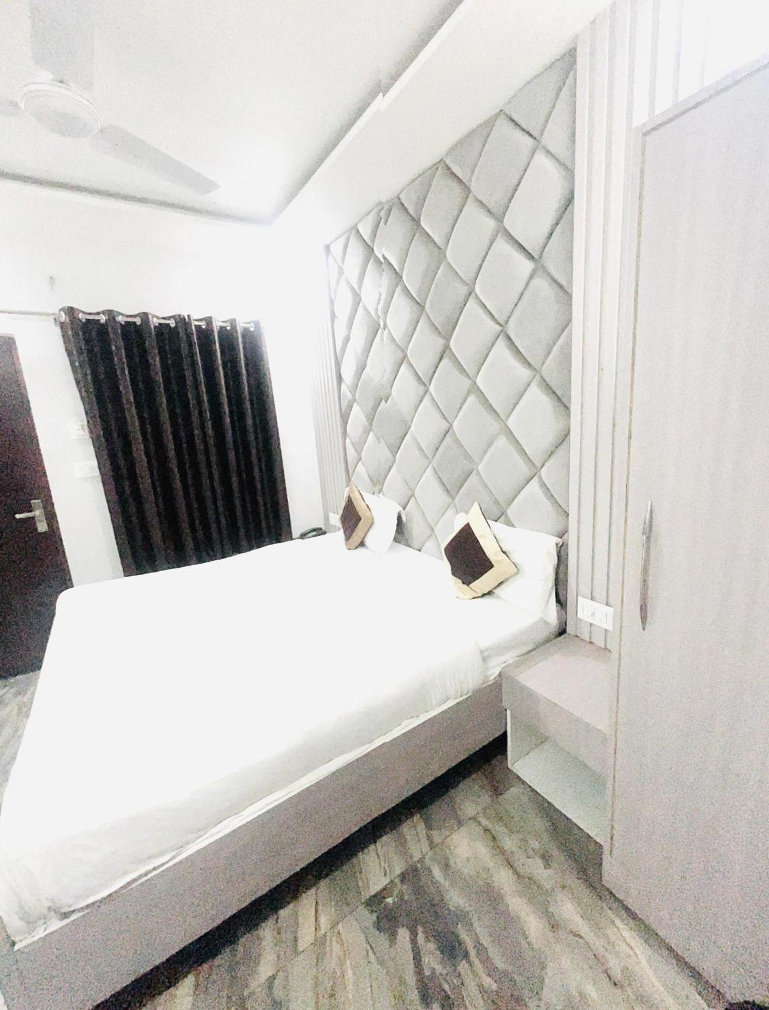 Hotel Green Apple Bareilly Exterior photo