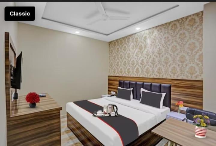 Hotel Green Apple Bareilly Exterior photo