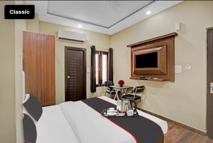 Hotel Green Apple Bareilly Exterior photo